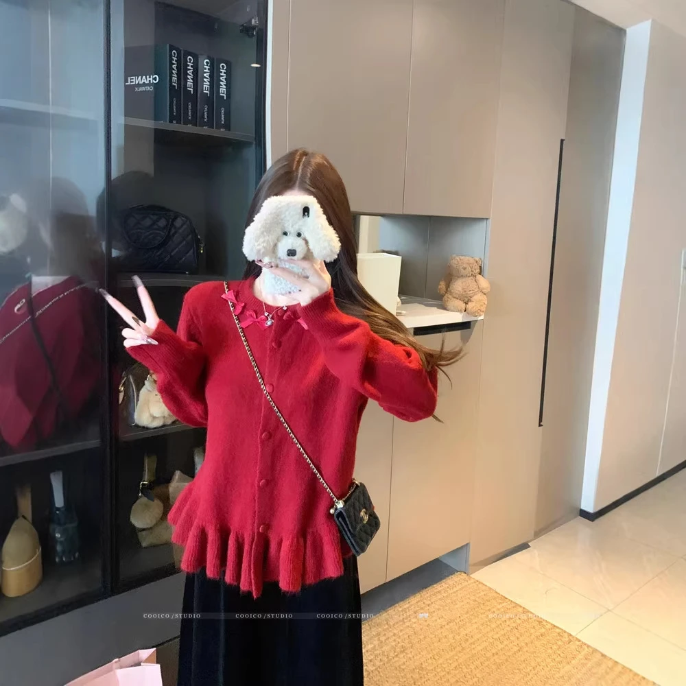 实拍甜美长袖红色设计感下摆针织衫显瘦减龄开衫上衣韩版女装