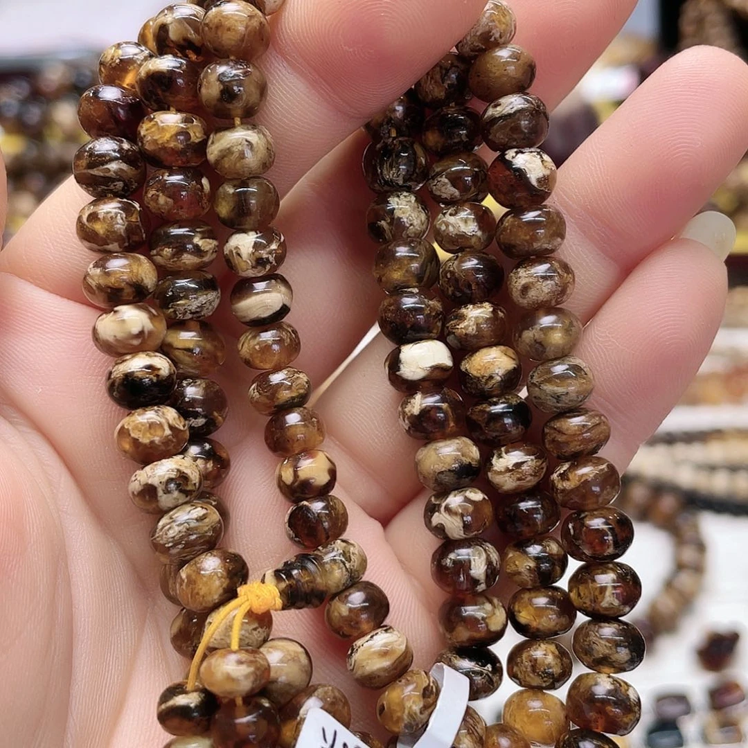 琥珀裸石未镶嵌v**e七10525