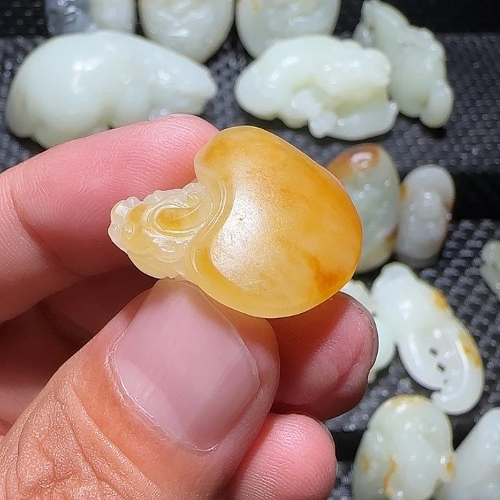 财***气和田玉未镶嵌吊坠(不含链)