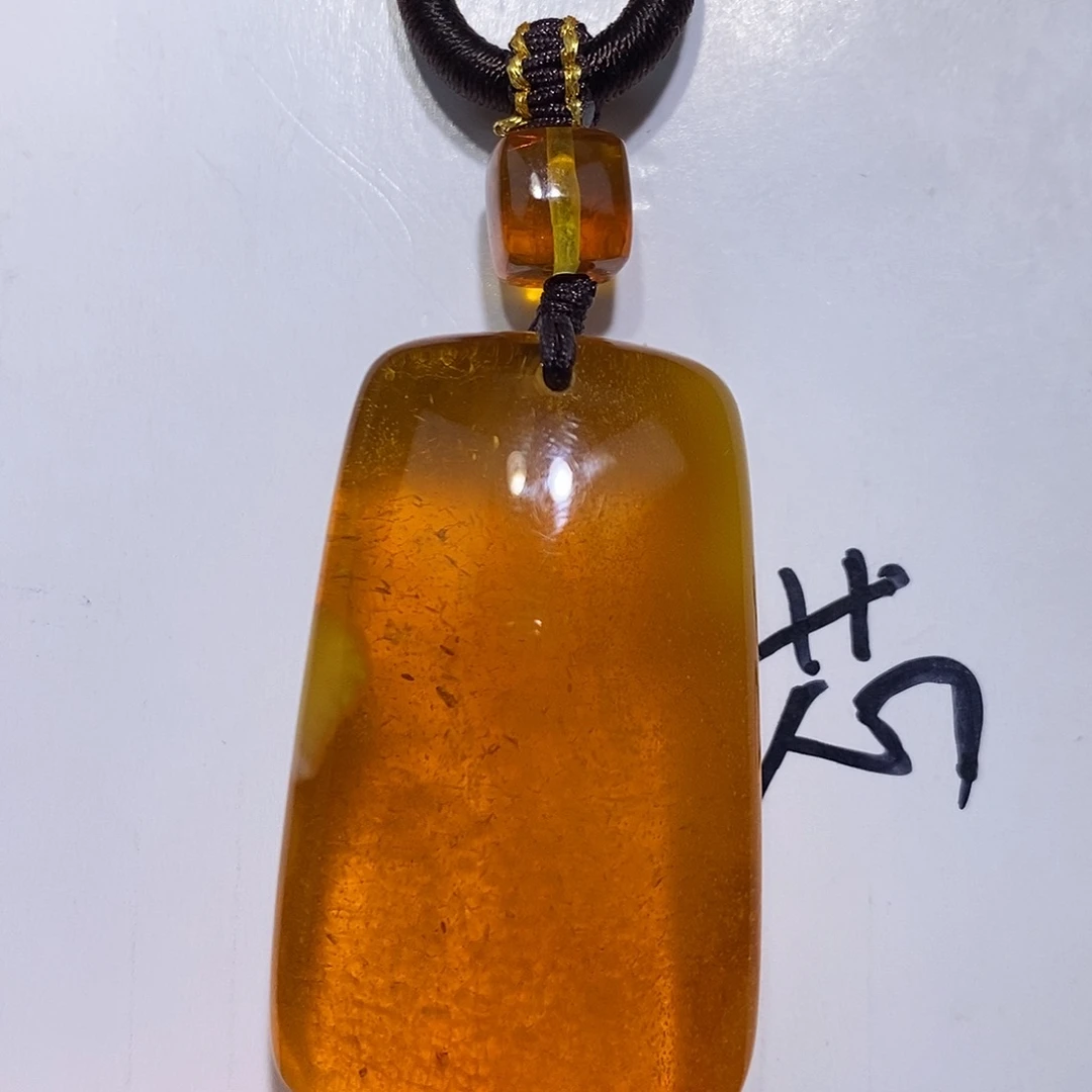 定制琥珀未镶嵌蜜蜡