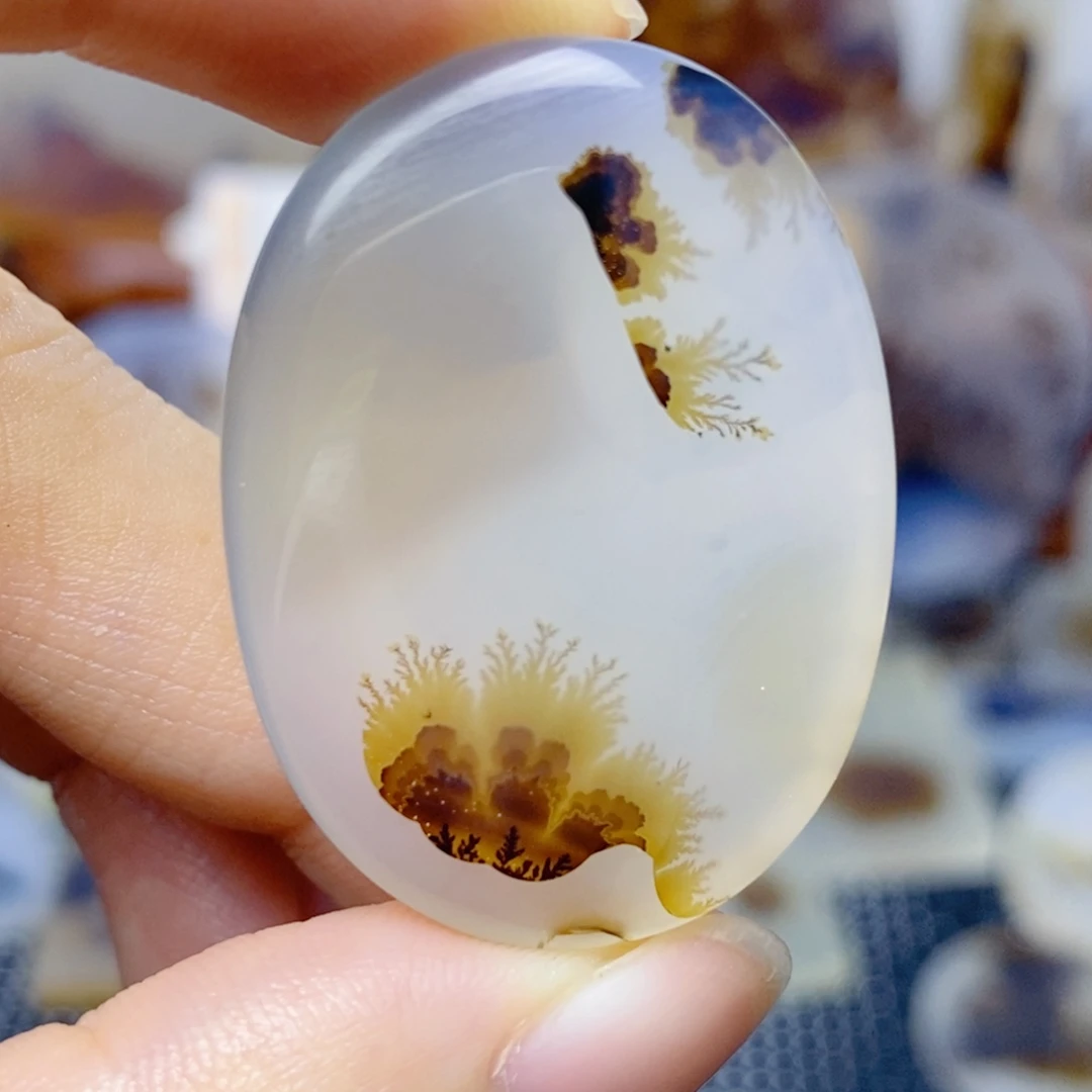 玛瑙/玉髓未镶嵌珠宝奇石