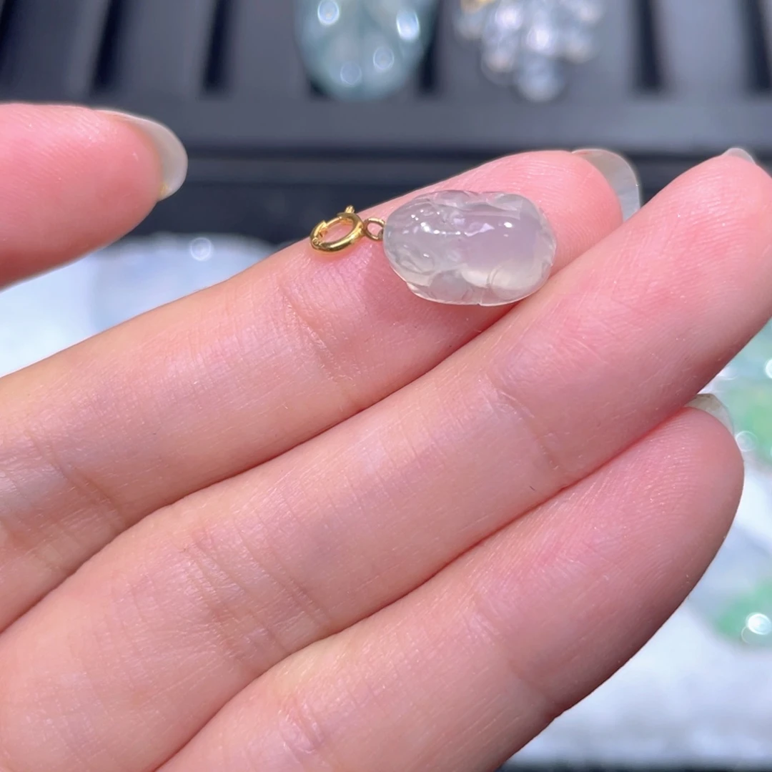 颈饰18K金镶嵌翡翠翡翠