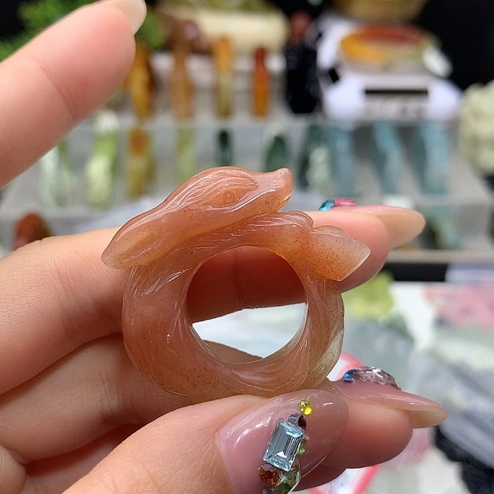 大***咚蛇纹石玉未镶嵌手镯