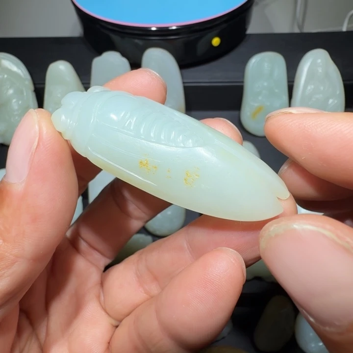 颈饰未镶嵌和田玉努****！