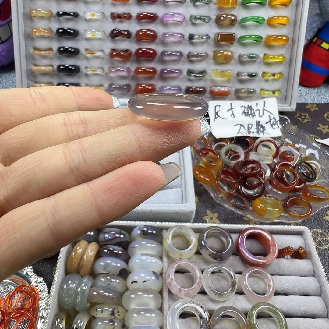 玛瑙/玉髓未镶嵌戒圈B25不退换19港20