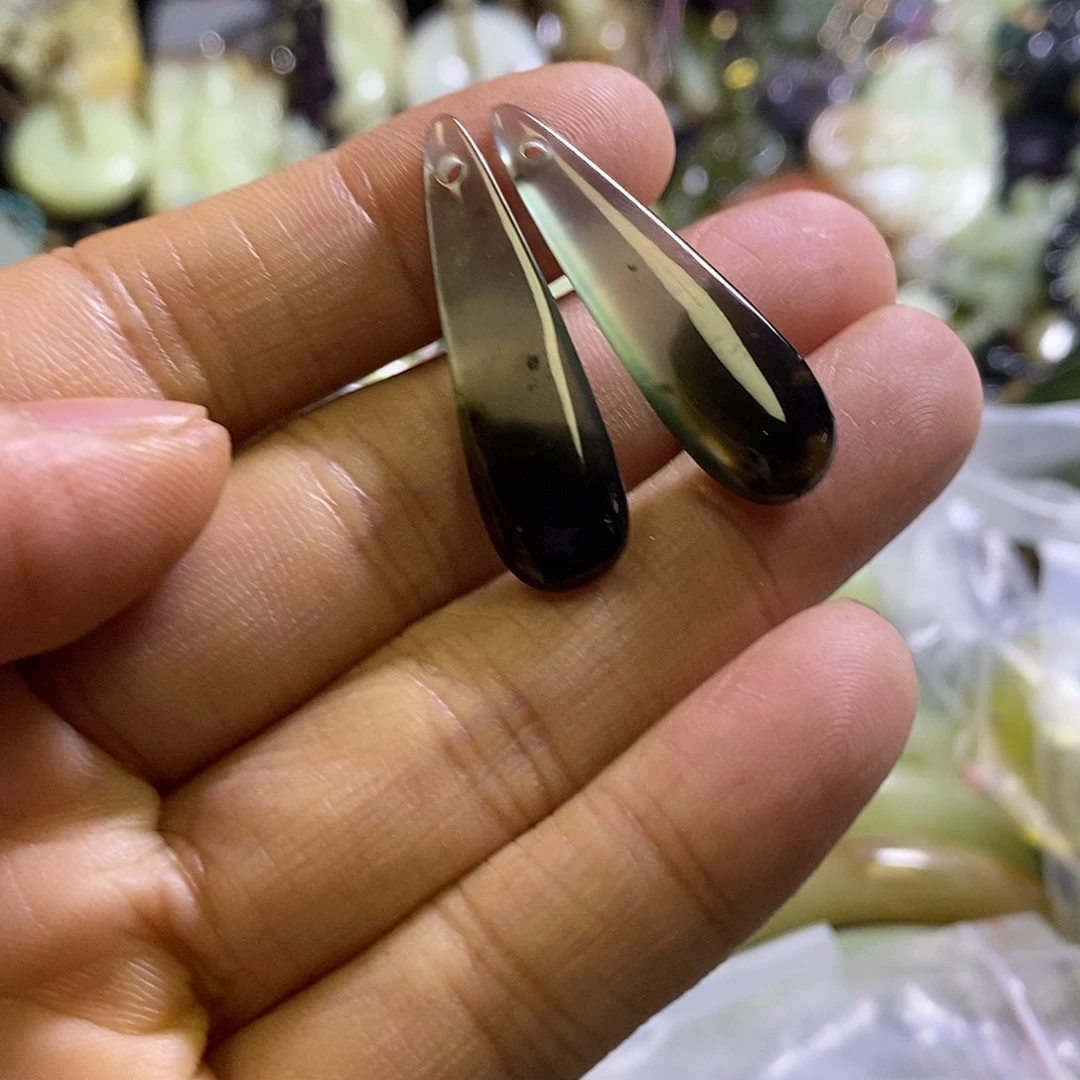 岫玉未镶嵌手镯耳环