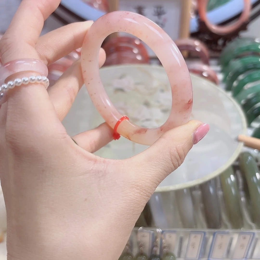 石英质玉手镯未镶嵌許**❀