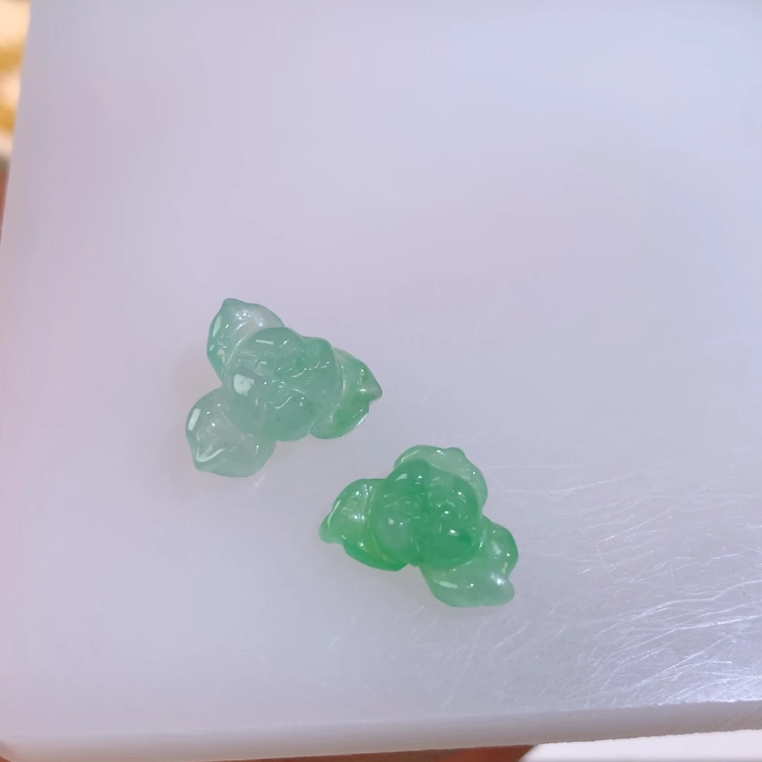 定制翡翠未镶嵌特色花件 单个价 任选一个