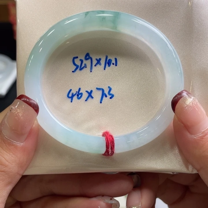 翡翠手镯未镶嵌翡翠手镯32号贵妃有瑕