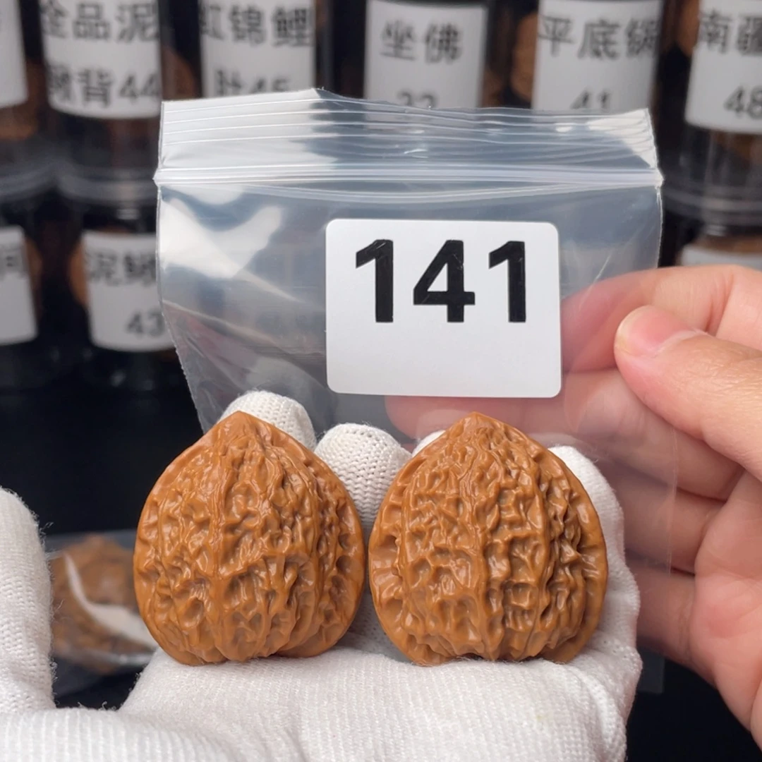 把件文玩核桃37金牛