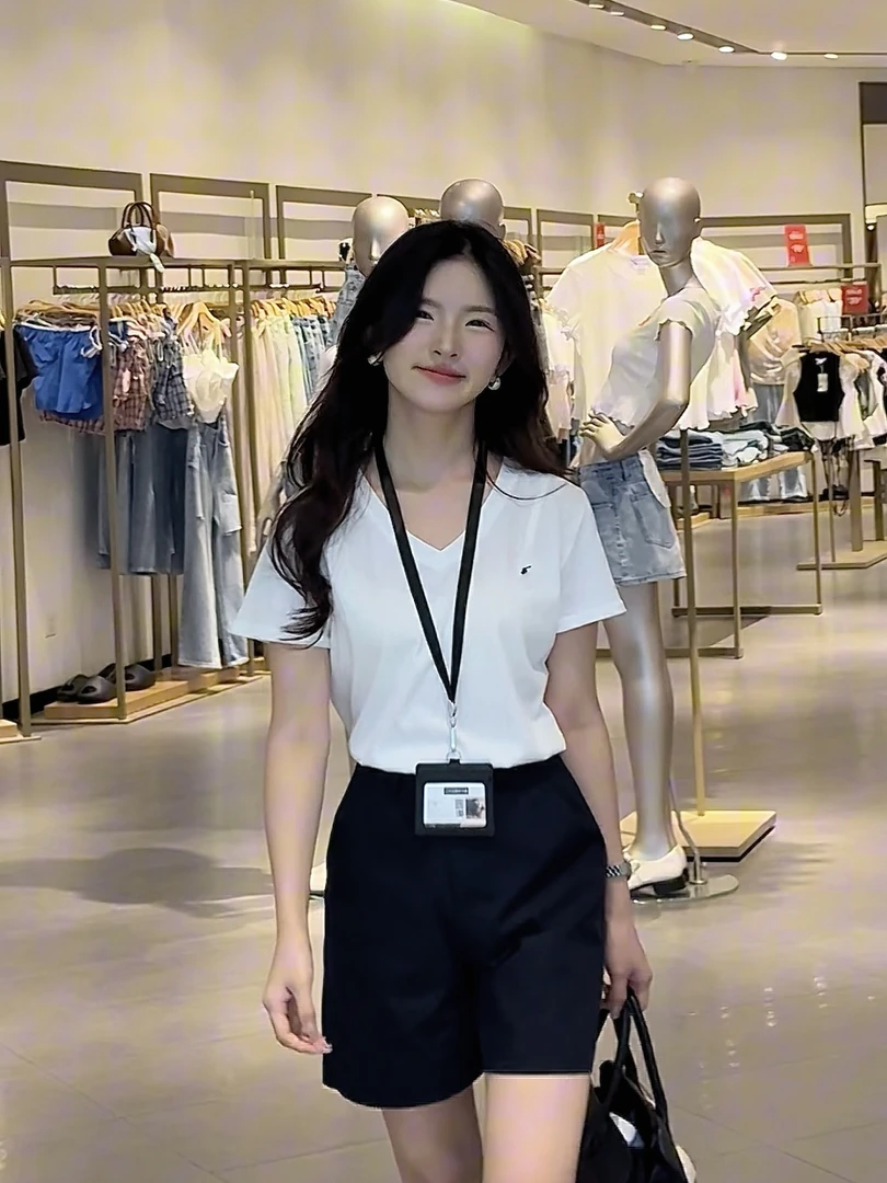 DDY～老钱极简/冰凉感优雅V领显瘦T恤