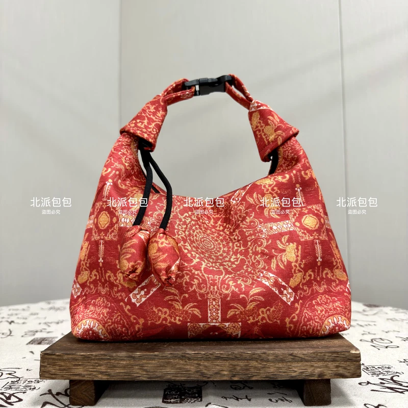 【八达晕】新中式国风香云花萝饭盒包手提斜挎多用尺寸20*25