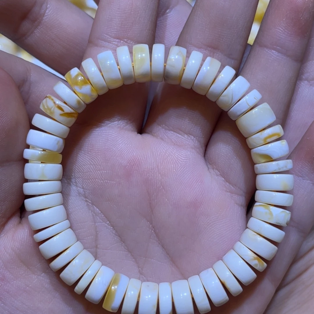 未镶嵌琥珀珠宝奇石