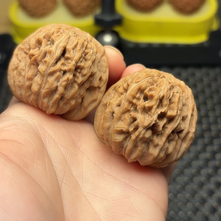 吊坠文玩核桃42红皮四座楼