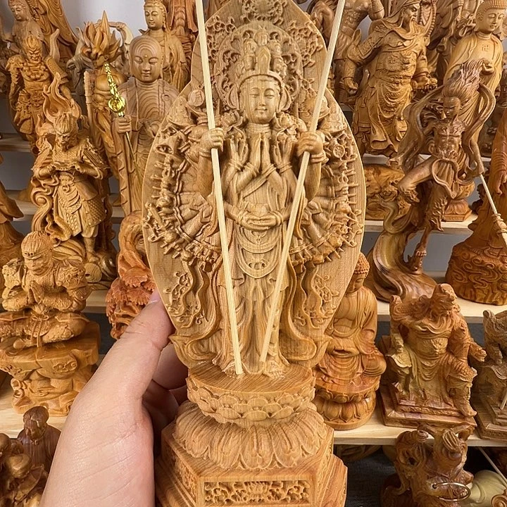 柏木(崖柏)天****然千手观音微瑕