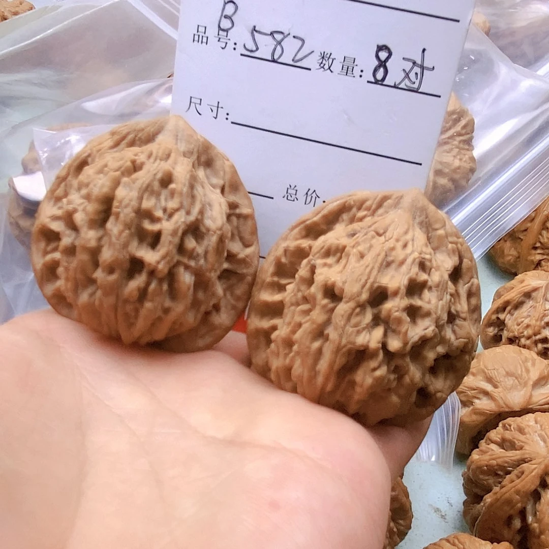 文玩核桃吊坠最***话582号全品粗筋虎头43尺