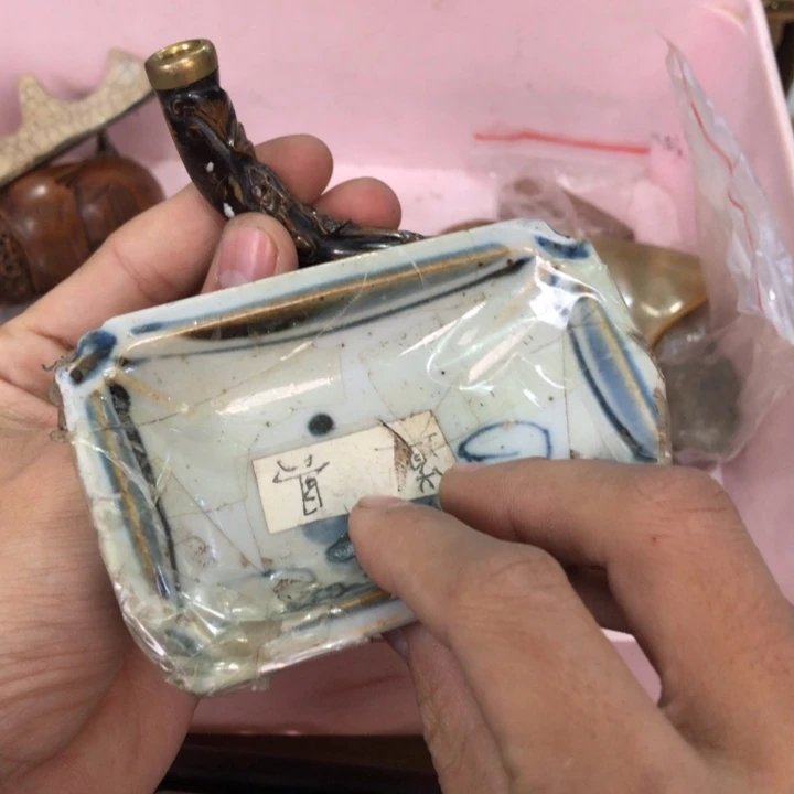 陶瓷孤品单件车里拍