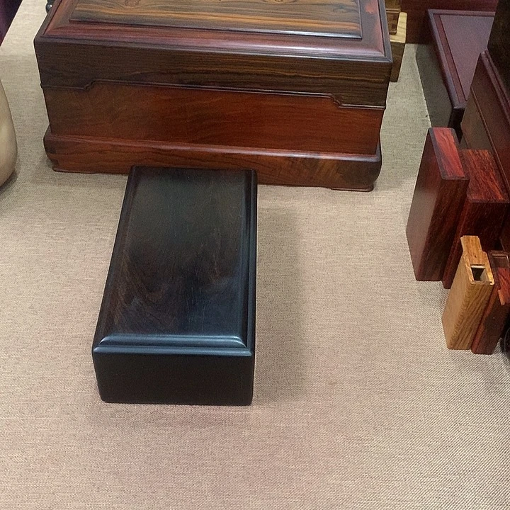 贡木紫光檀机关盒