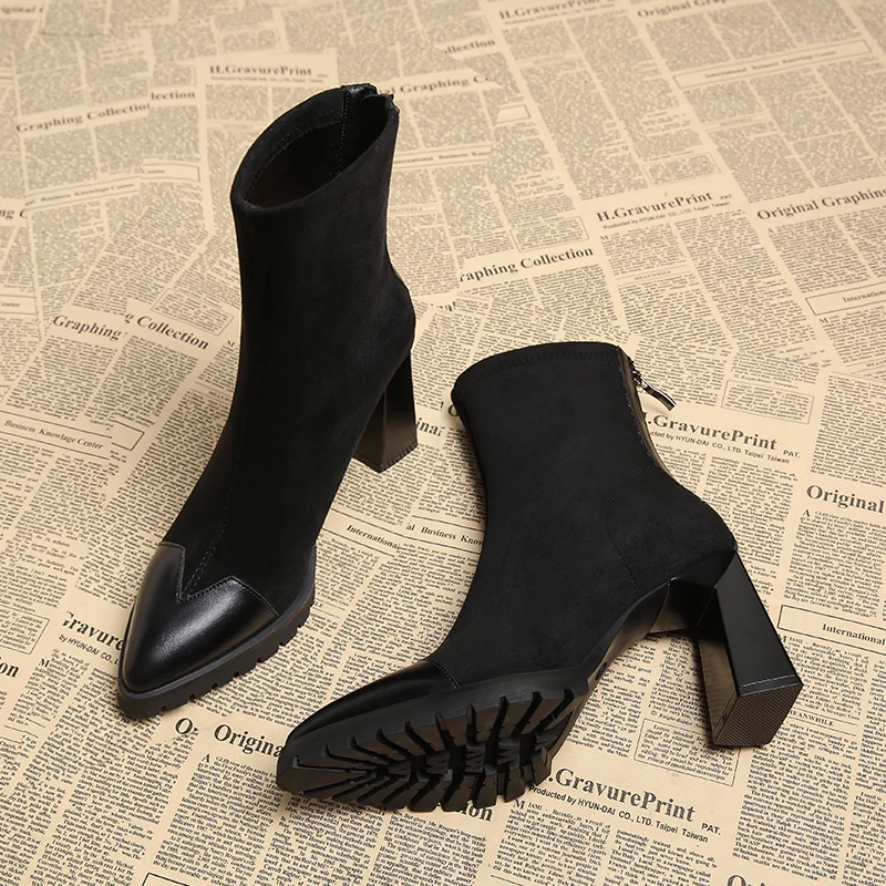 洋气小短靴女2025秋冬新款法式尖头高跟瘦瘦靴时尚百搭粗跟马丁靴