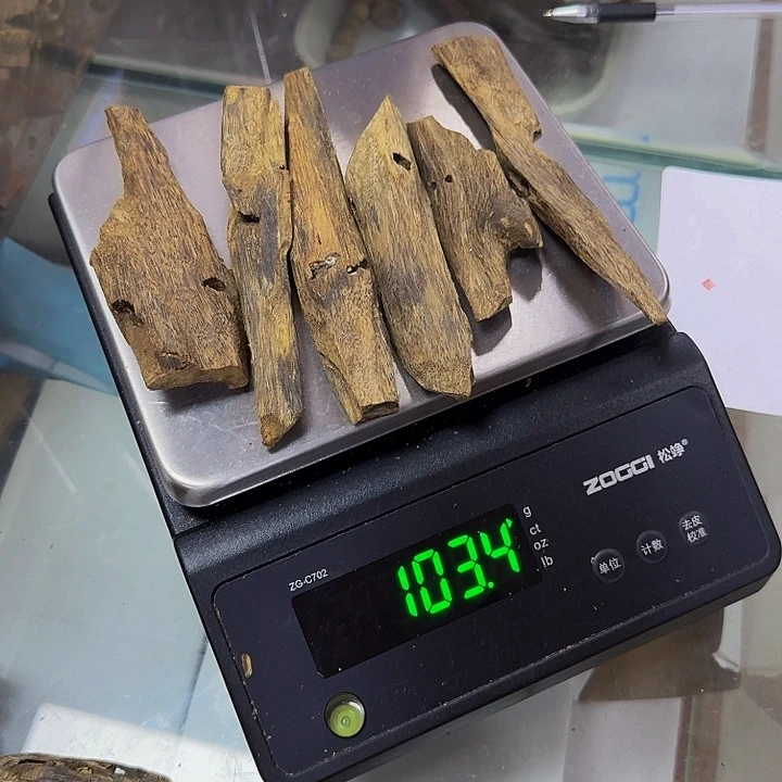 沉香沉香碎屑锦*白棋103克