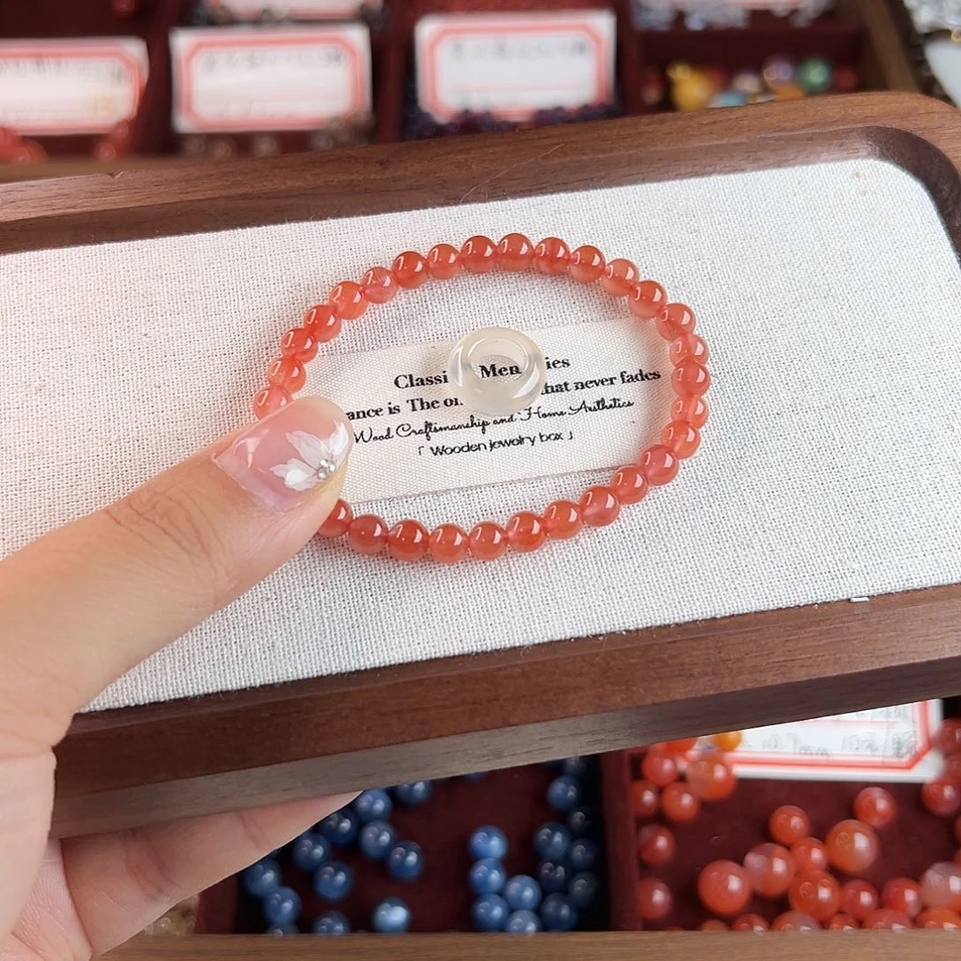 南红玛瑙手机挂合金