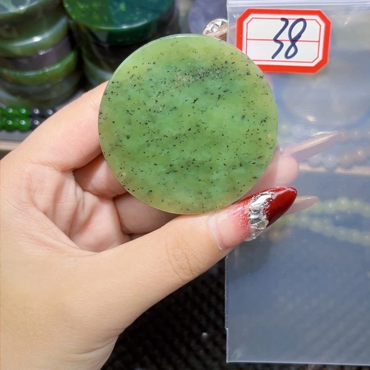 和田玉和田玉边角料随机发未镶嵌