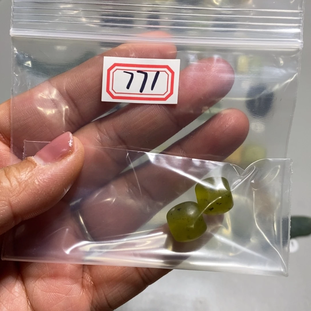 蛇纹石玉颈饰未镶嵌琪**胜