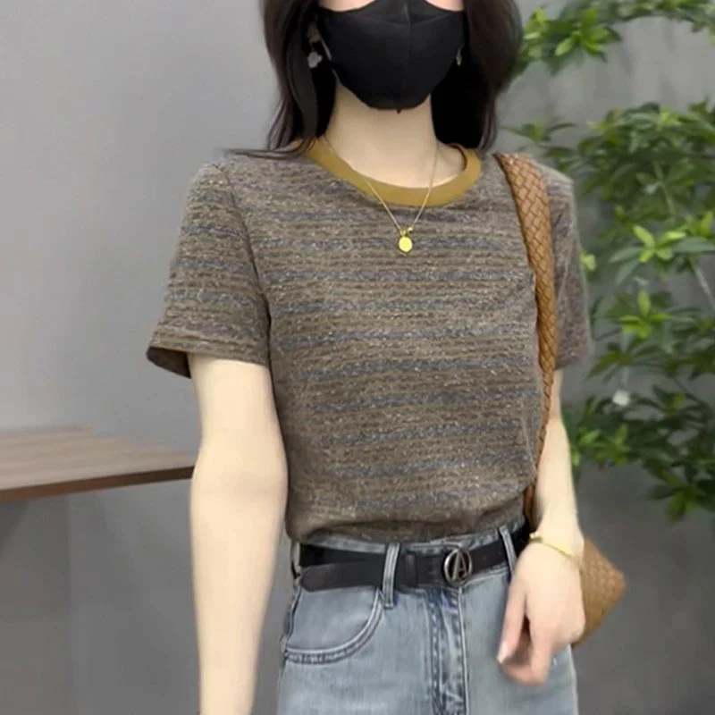 2025年夏季新款舒适感条纹圆领正肩短袖针织衫女装洋气上衣设计感