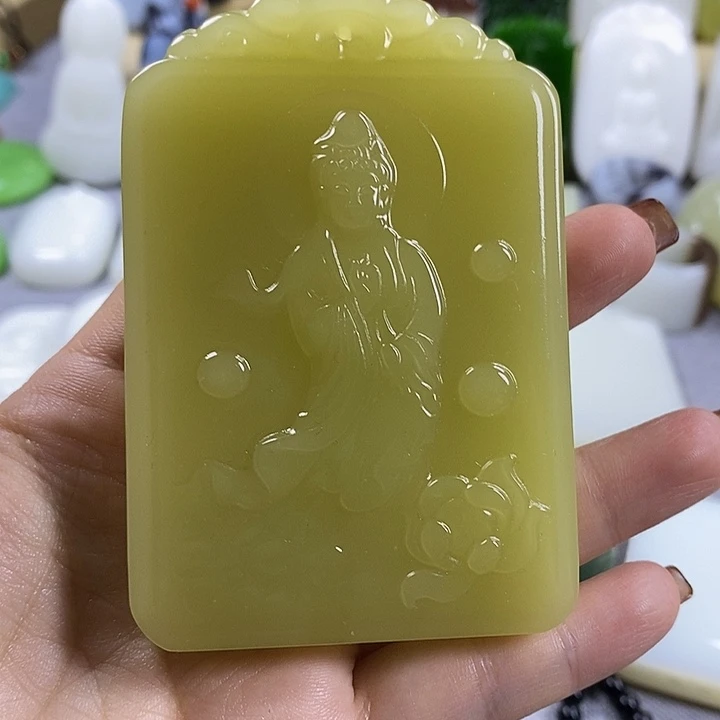 和田玉未镶嵌颈饰