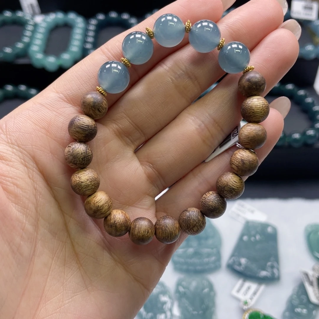 翡翠未镶嵌颈饰卡10