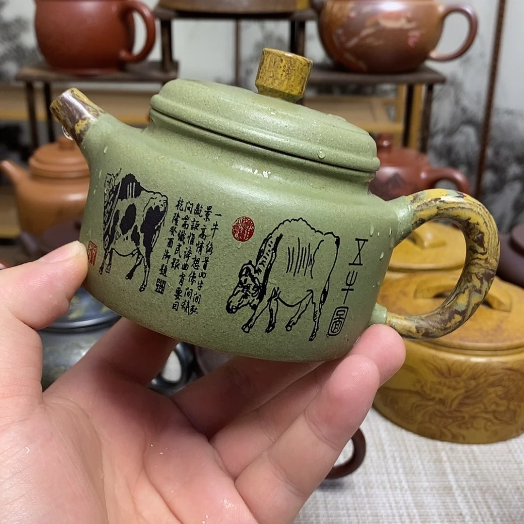 茶壶紫砂因***缘宜兴紫砂
