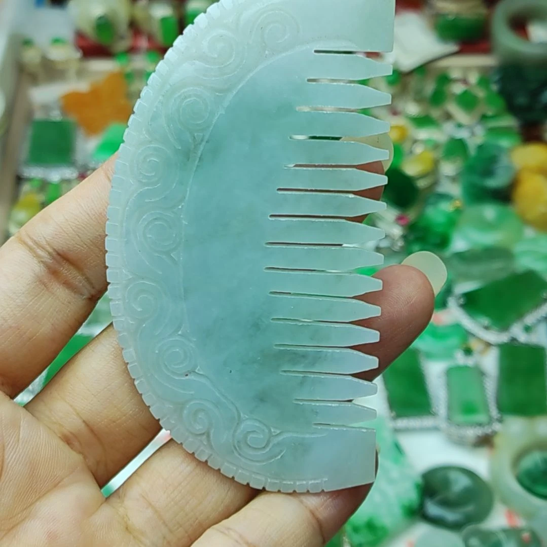 翡翠未镶嵌颈饰15