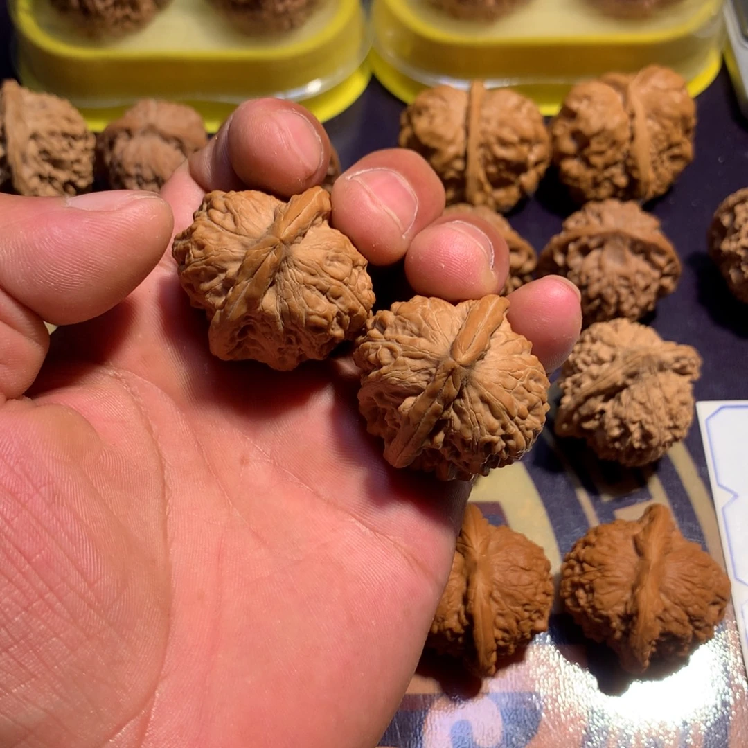 吊坠文玩核桃赤龙36