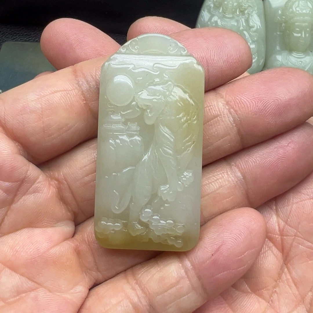 和田玉（糖玉）未镶嵌吊坠(不含链)