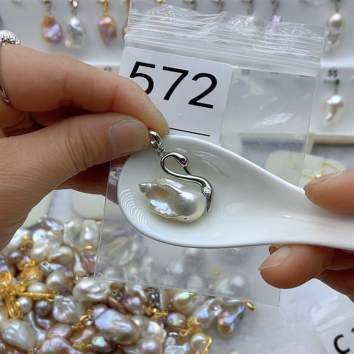 淡水珍珠颈饰银S925镶嵌