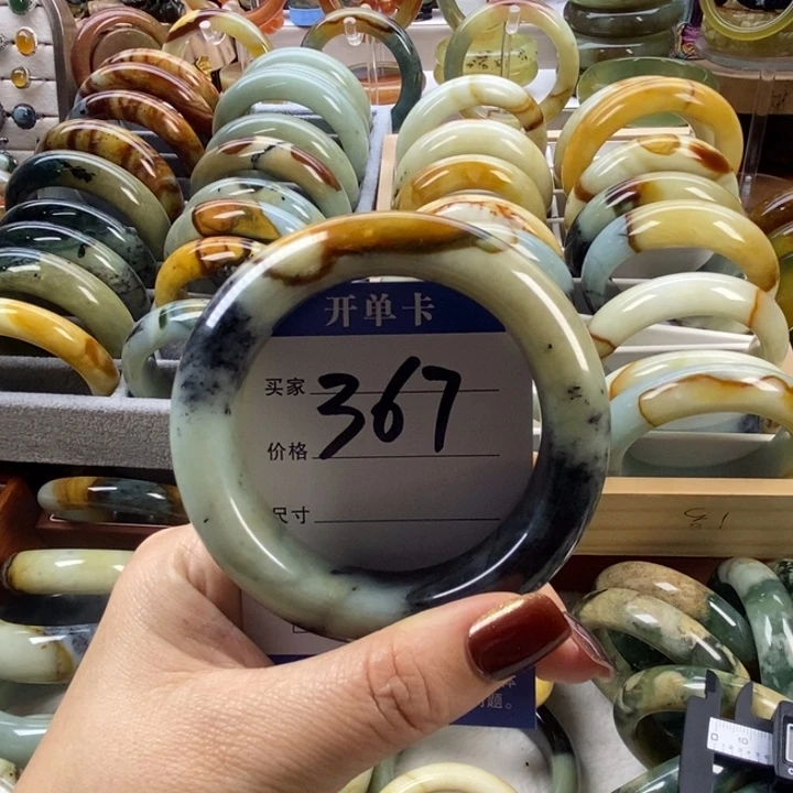蛇纹石玉未镶嵌手镯58