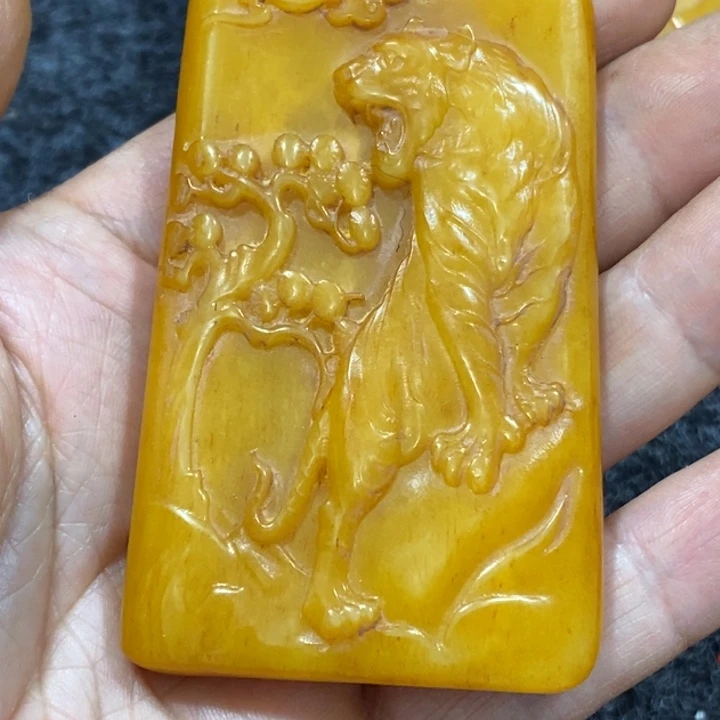 滴血莲花菩提吊坠