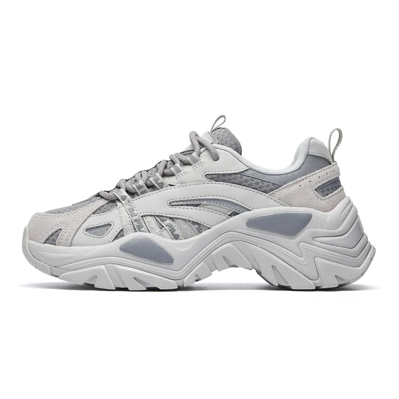 FILA斐乐鱼刺女鞋复古老爹厚底时尚反光休闲运动鞋1RM02723G