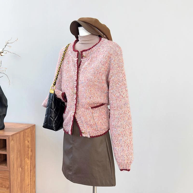小香风粉色花纱毛衣女秋冬2025新款短款小个子超好看针织开衫外套