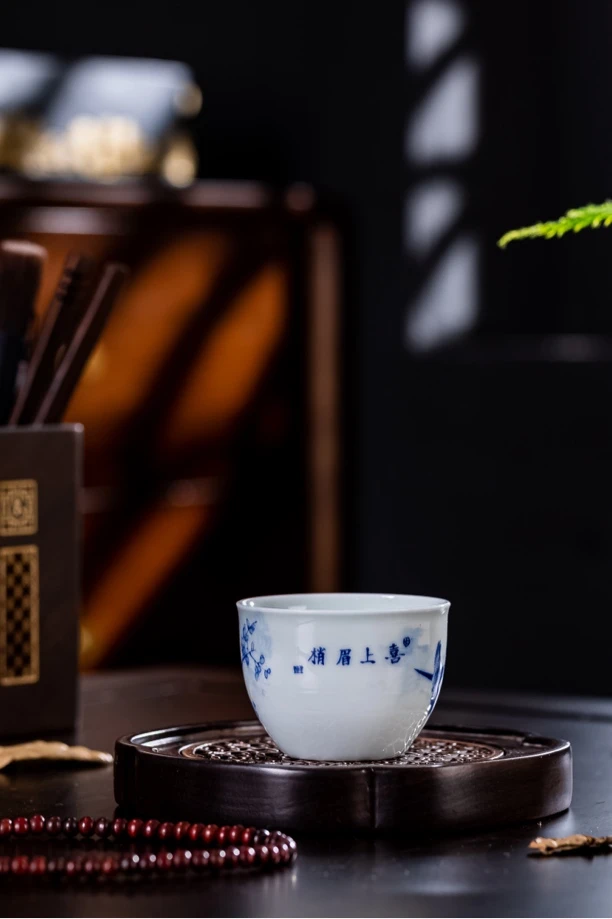 喜上眉梢客杯景德镇陶瓷