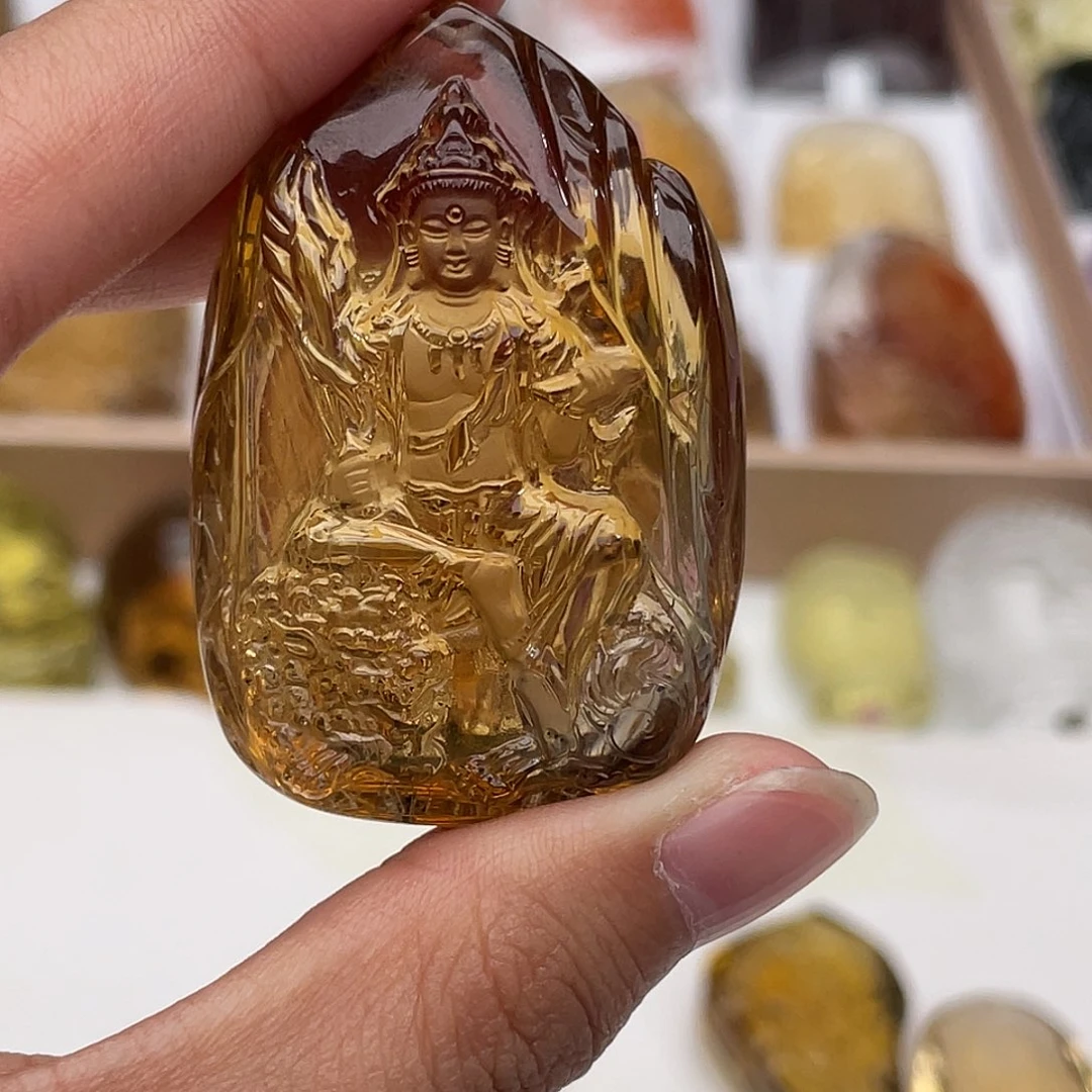 发***在水晶未镶嵌颈饰定制吊坠