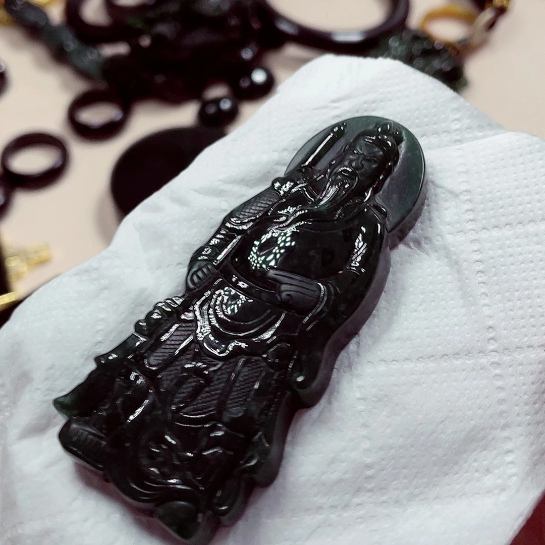 翡翠未镶嵌颈饰先鉴后发一物一证