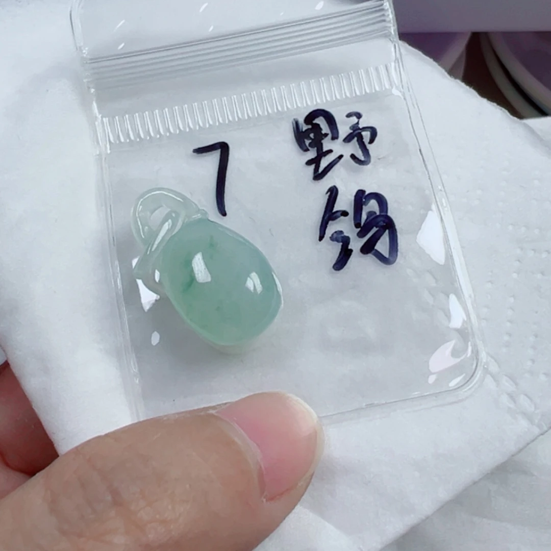 野***鸽翡翠散珠7号链接，A货翡翠