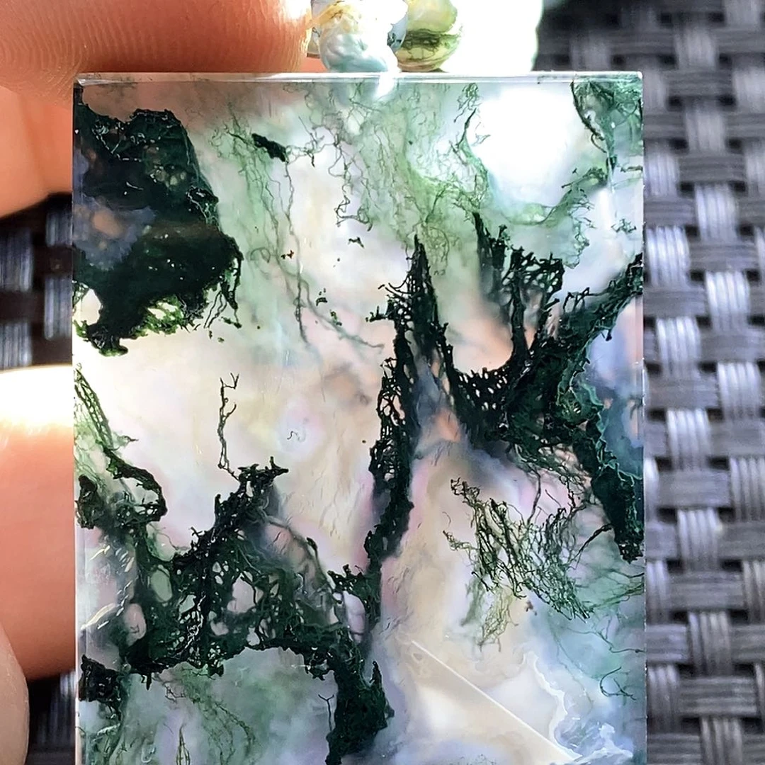 未镶嵌颈饰玛瑙/玉髓海**威