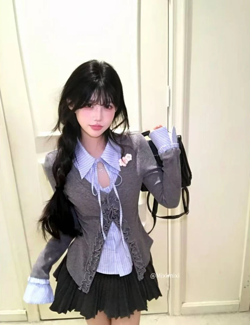 353秋季新款韩系复古学院风减龄纯欲辣妹假两件设计感修身上衣