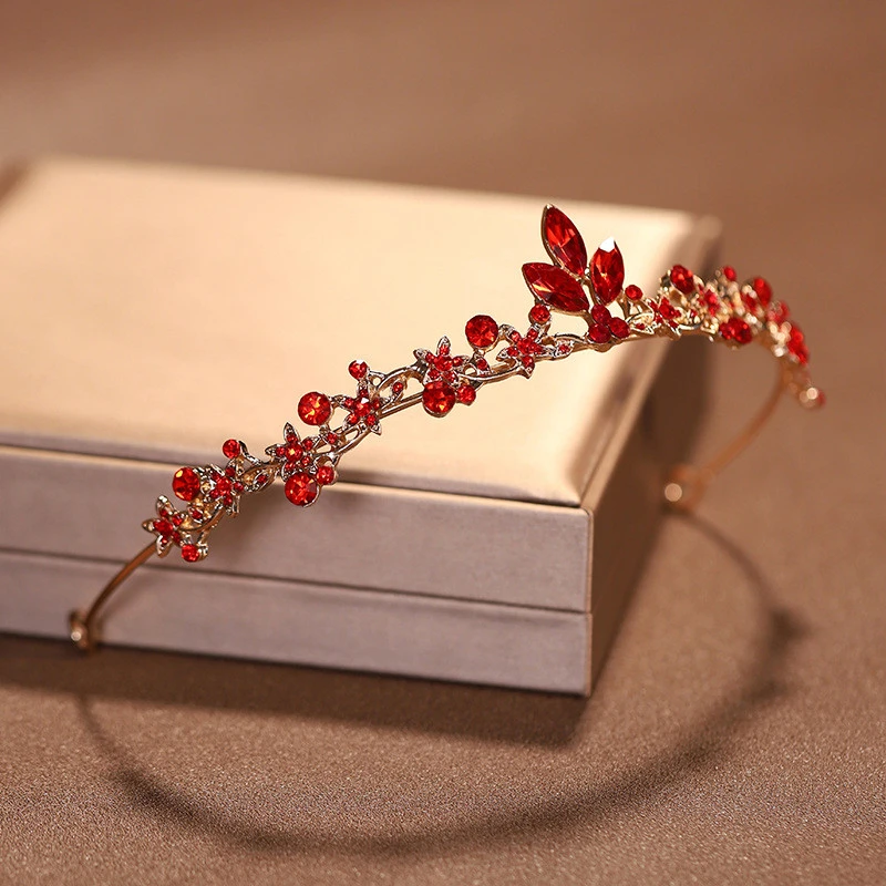 新款红色简约大气皇冠新娘头饰女十八岁公主婚纱生日发箍结成人礼