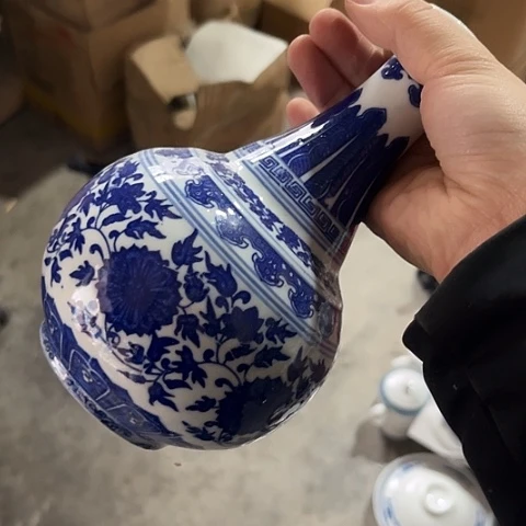 瓷其他花瓶一个陶瓷