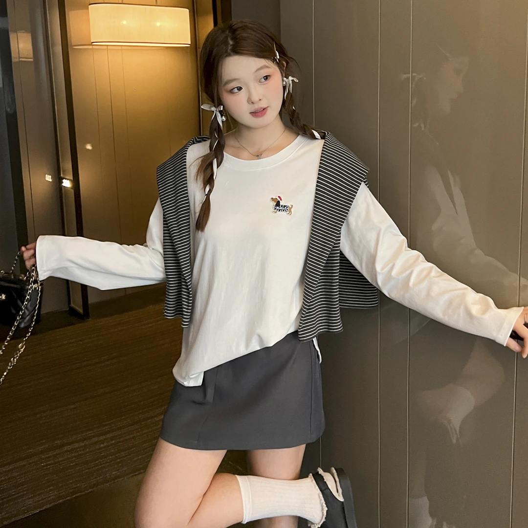 《橘红色的秋天》运补-6-时尚显瘦打底正肩圆领刺绣T恤2000