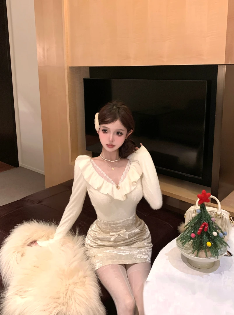 荷叶边V领蕾丝拼接针织内搭上衣纯欲风辣妹性感丝绒包臀半裙套装