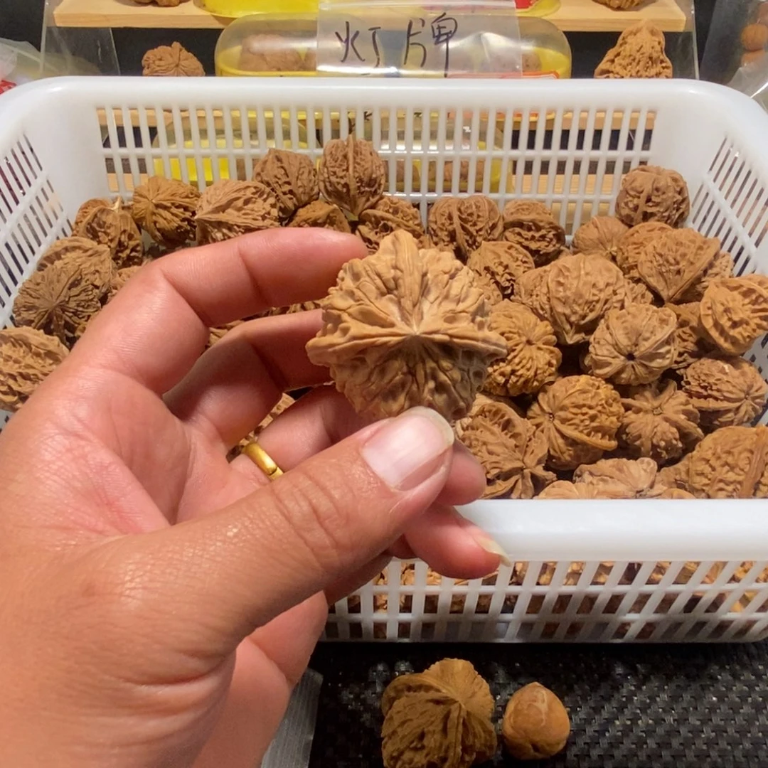 *****吊坠文玩核桃核桃异形